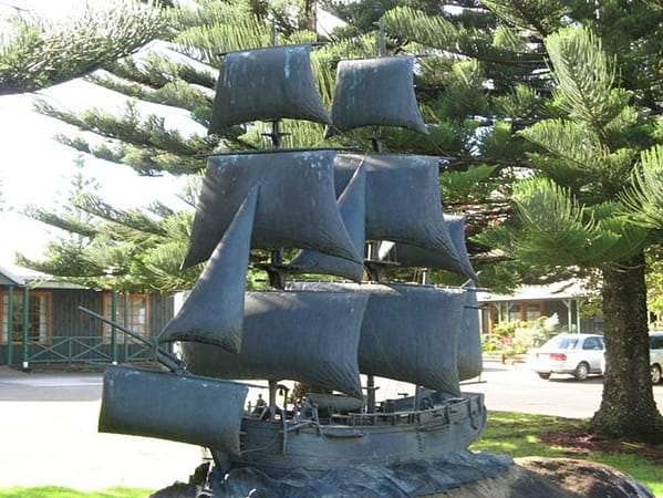 Bronze memorial to The Bounty. Photo courtesy of Barry and Heather Minton