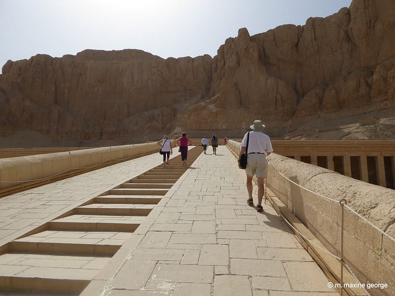 The new causeway leading to the temple of Hatshepsut